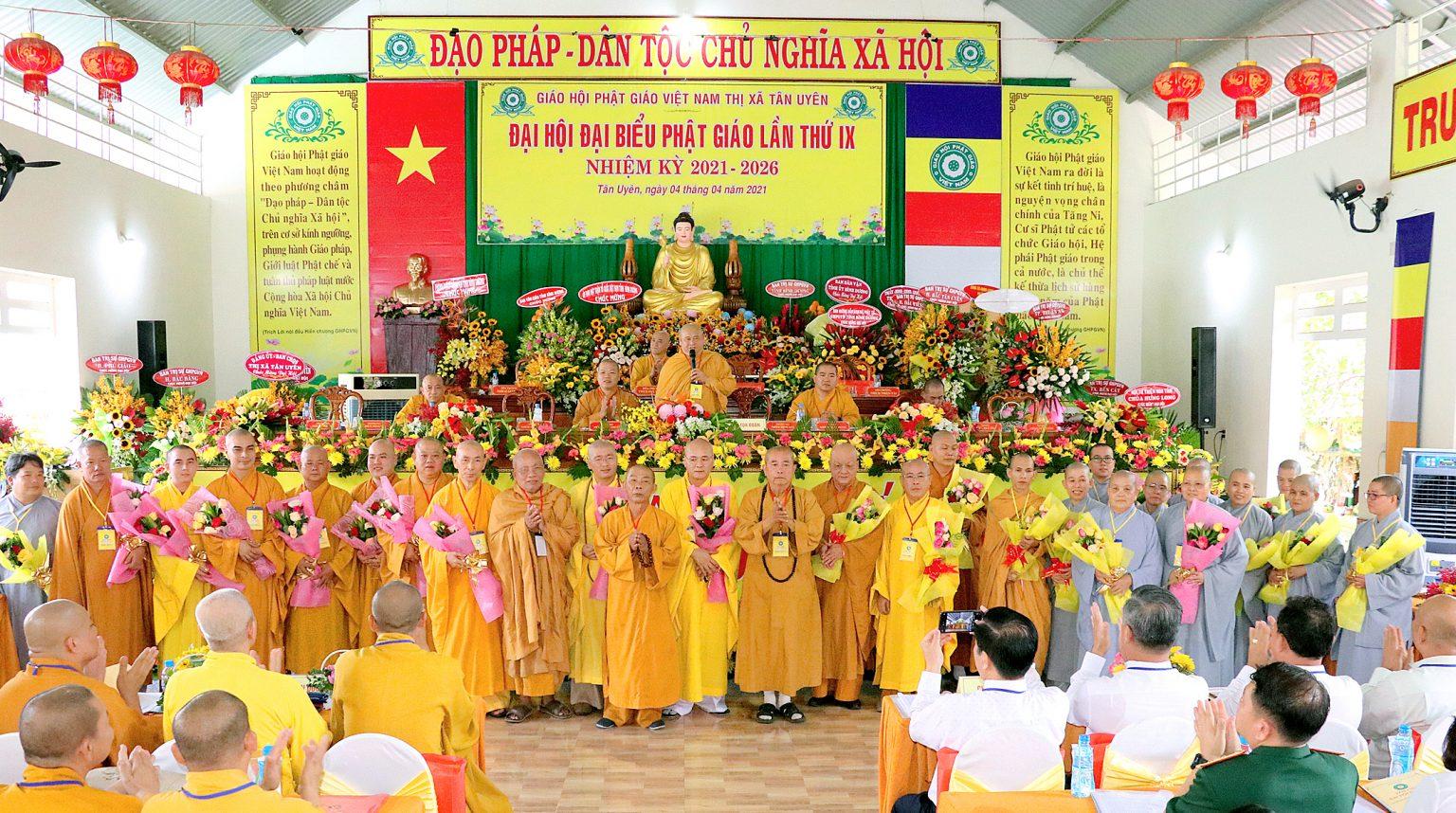 Tân Ban Trị sự Phật giáo thị xã Tân Uyên ra mắt Đại hội Tân Ban Trị sự Phật giáo thị xã Tân Uyên ra mắt Đại hội