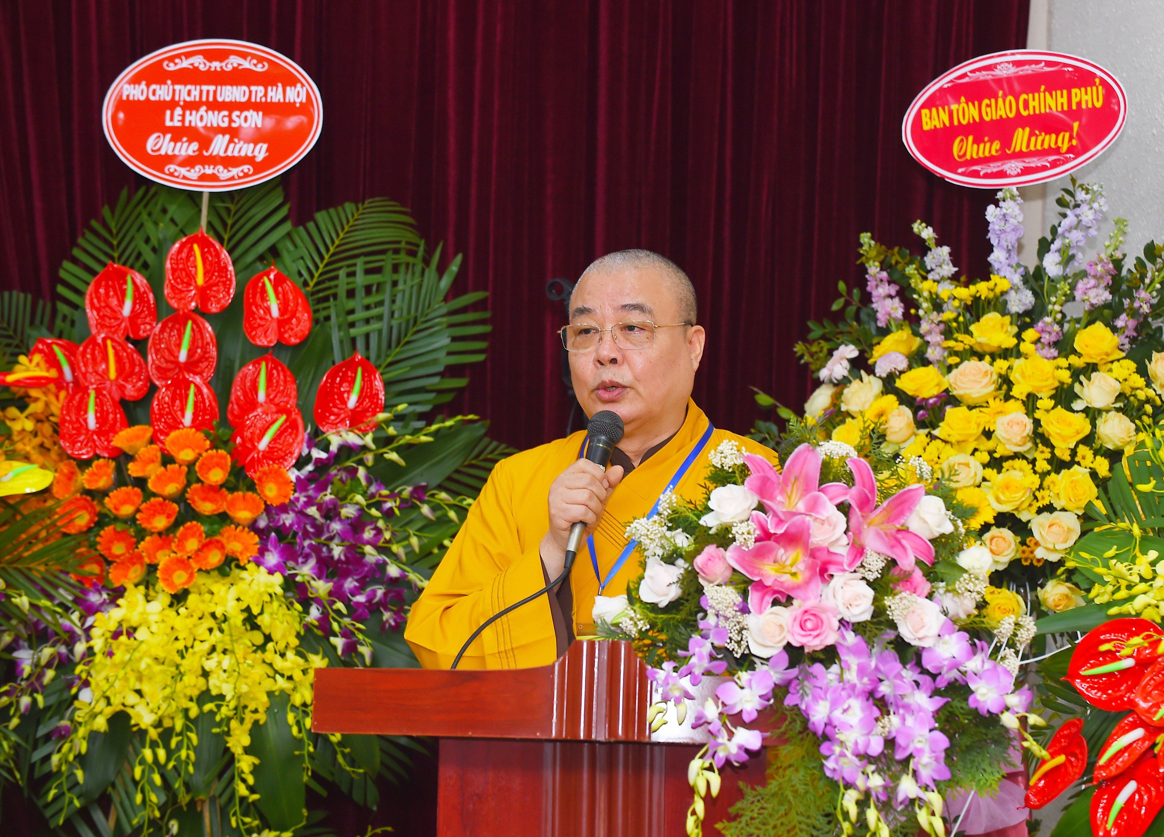 Hòa thượng Thích Thanh Nhiễu phát biểu tại hội thảo