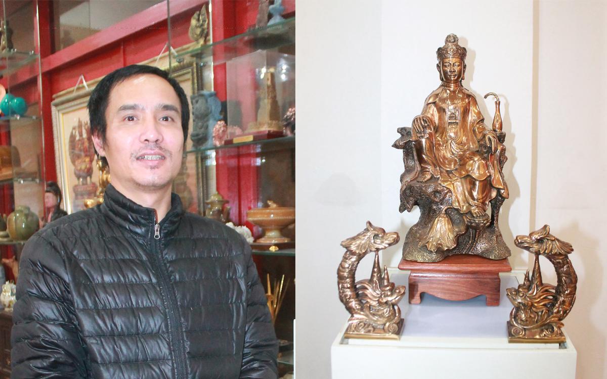 Nhà thiết kế Trần Thanh Tùng và phiên bản Phật Bà chùa Hương - Ảnh: C.M.K