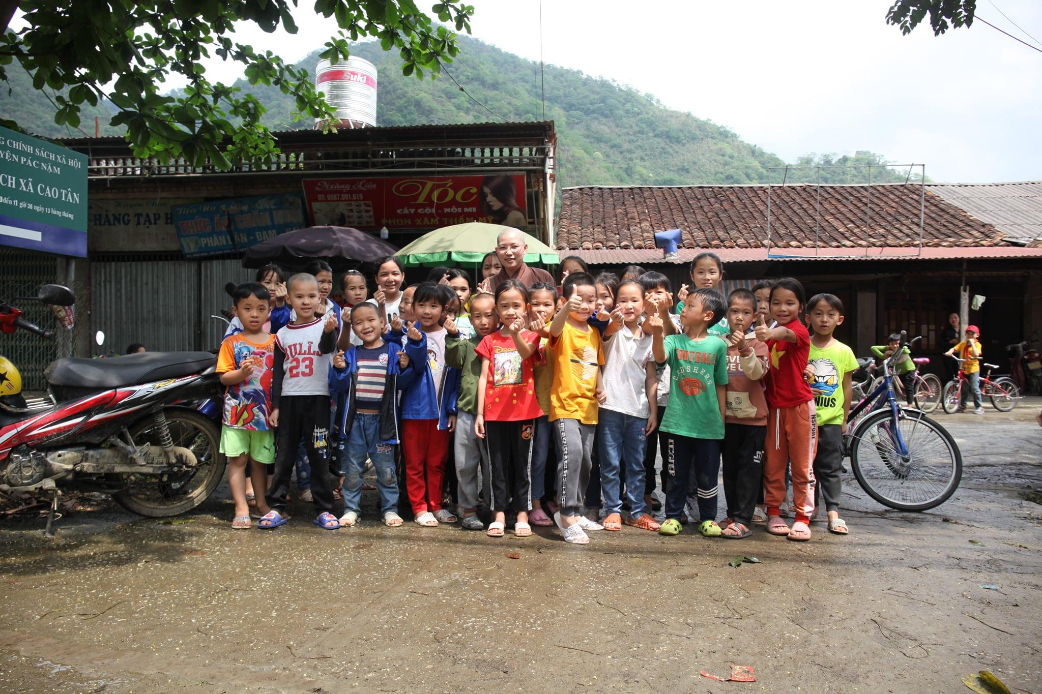 Những nụ cười hồn nhiên Những nụ cười hồn nhiên