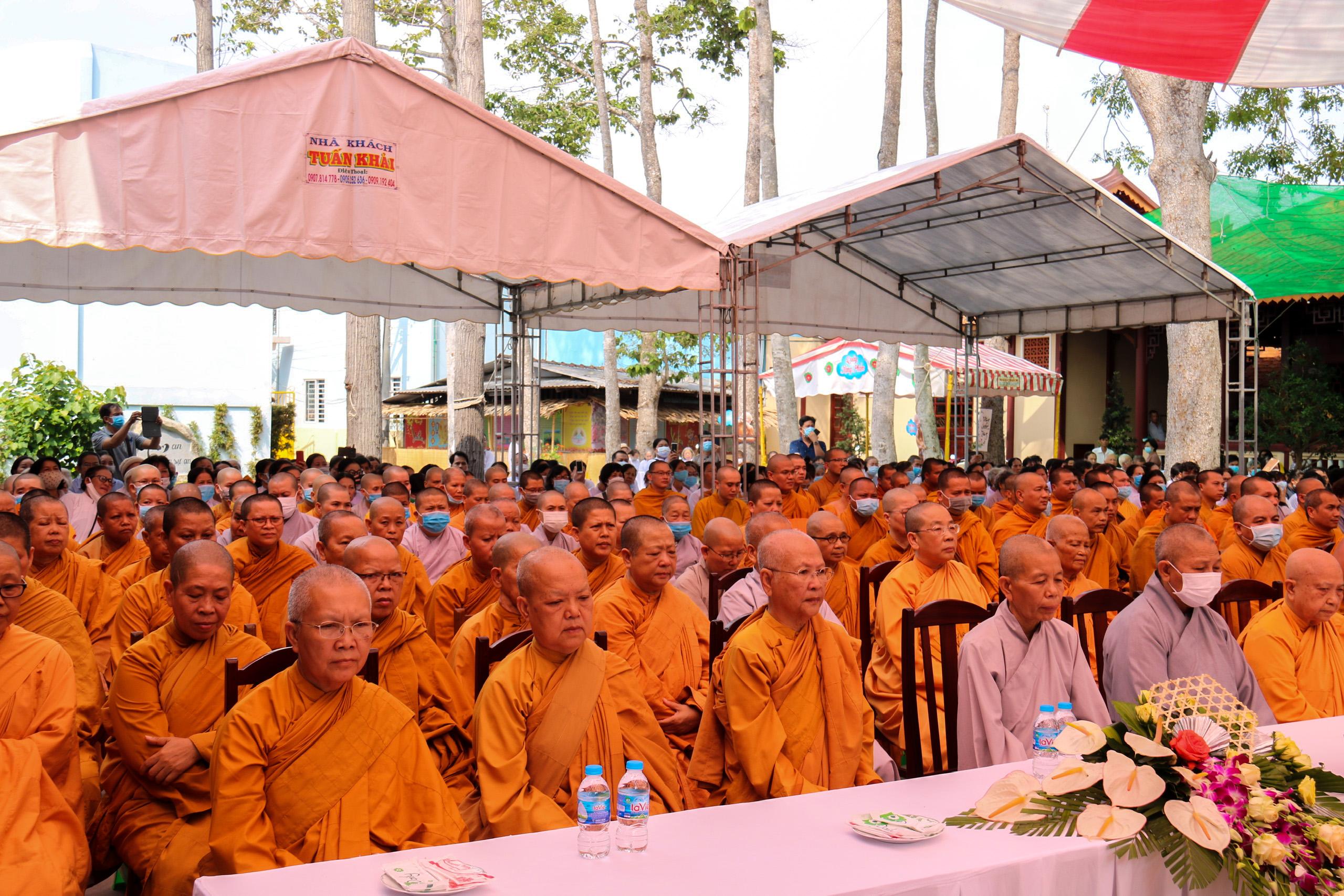 Chư tôn đức Ni tại lễ bổ nhiệm trụ trì tịnh xá Ngọc Viên Chư tôn đức Ni tại lễ bổ nhiệm trụ trì tịnh xá Ngọc Viên