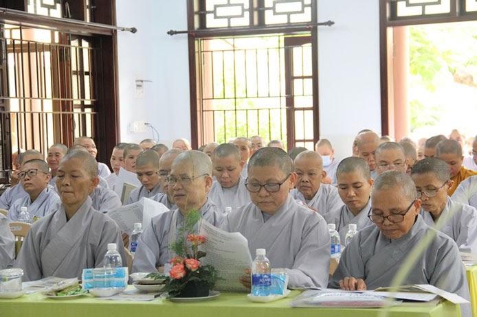 Chư tôn đức Ni tham dự hội nghị Chư tôn đức Ni tham dự hội nghị