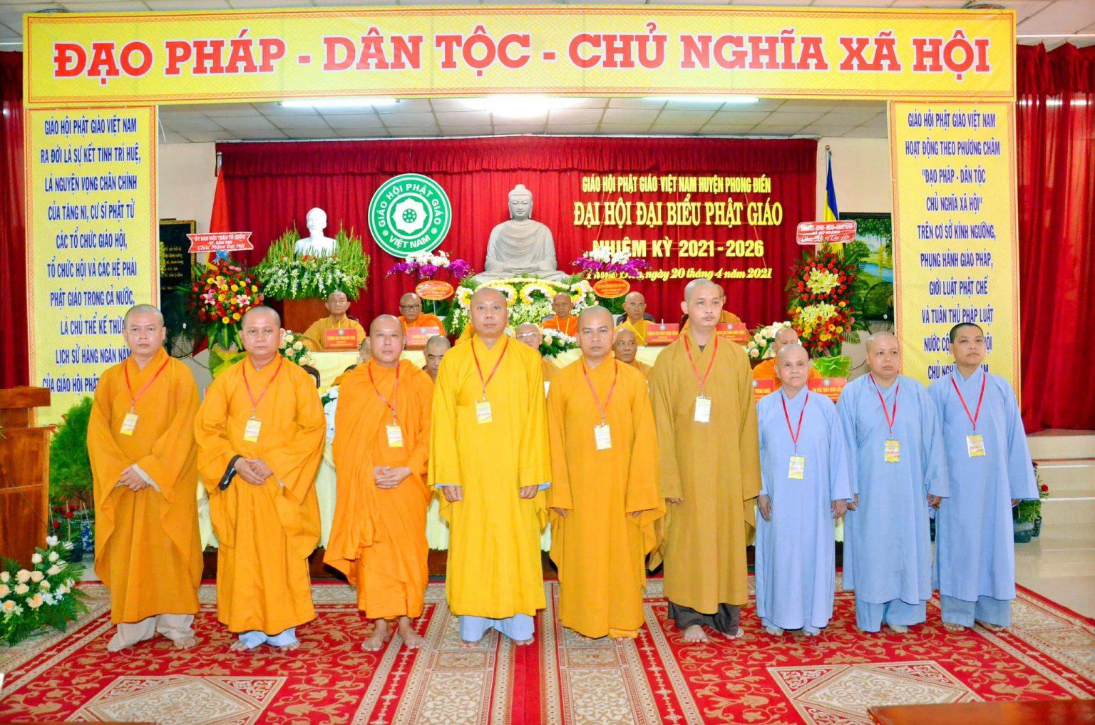 Tân Ban Trị sự Phật giáo huyện Phong Điền ra mắt đại hội Tân Ban Trị sự Phật giáo huyện Phong Điền ra mắt đại hội