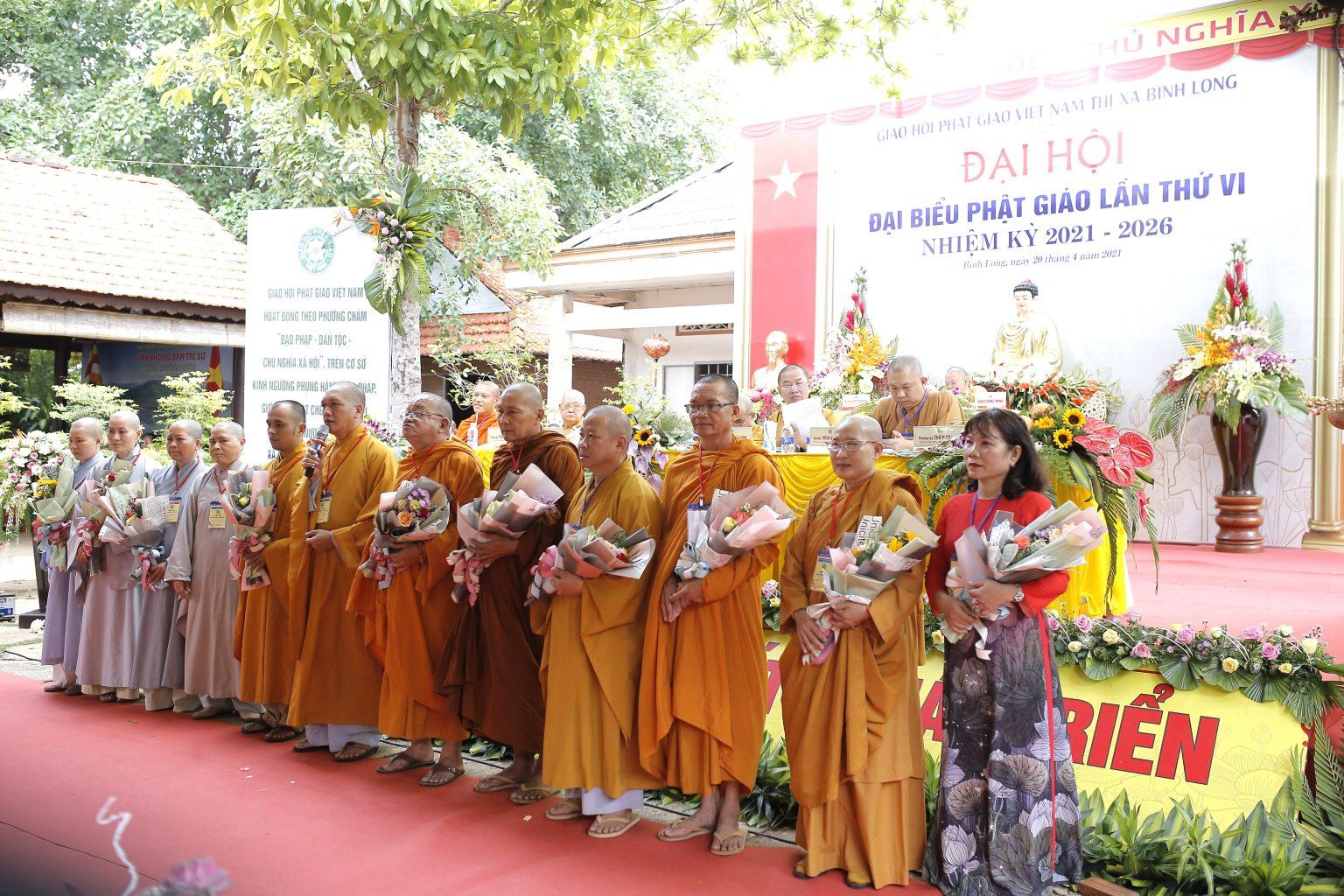 Tân Ban Trị sự GHPGVN thị xã Bình Long ra mắt đại hội Tân Ban Trị sự GHPGVN thị xã Bình Long ra mắt đại hội