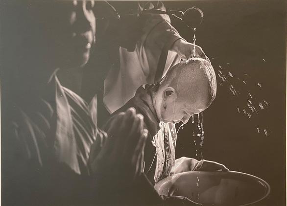 Tác phẩm Gội sách duyên trần của Thích Nữ Huệ Vân giành giải nhì Tác phẩm Gội sách duyên trần của Thích Nữ Huệ Vân giành giải nhì