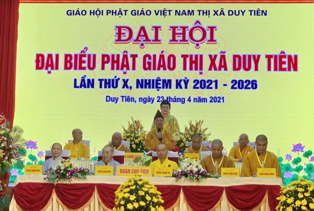 Hòa thượng Thích Thanh Quyết ban đạo từ Hòa thượng Thích Thanh Quyết ban đạo từ