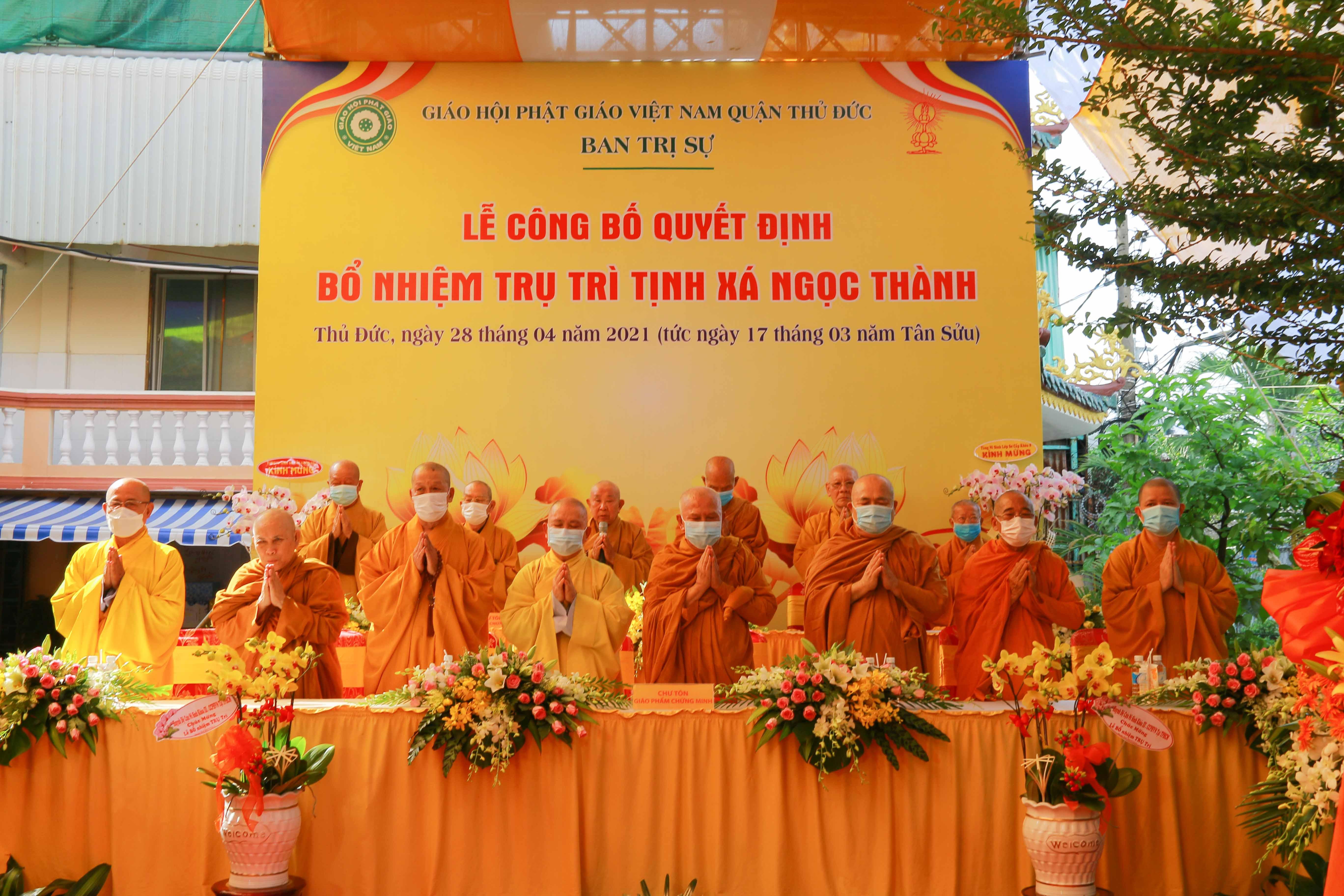 Chư tôn đức niệm Phật cầu gia hộ Chư tôn đức niệm Phật cầu gia hộ