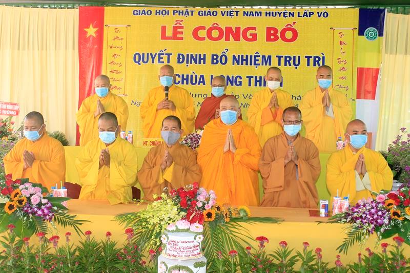 Chư tôn đức Chứng minh buổi lễ Chư tôn đức Chứng minh buổi lễ