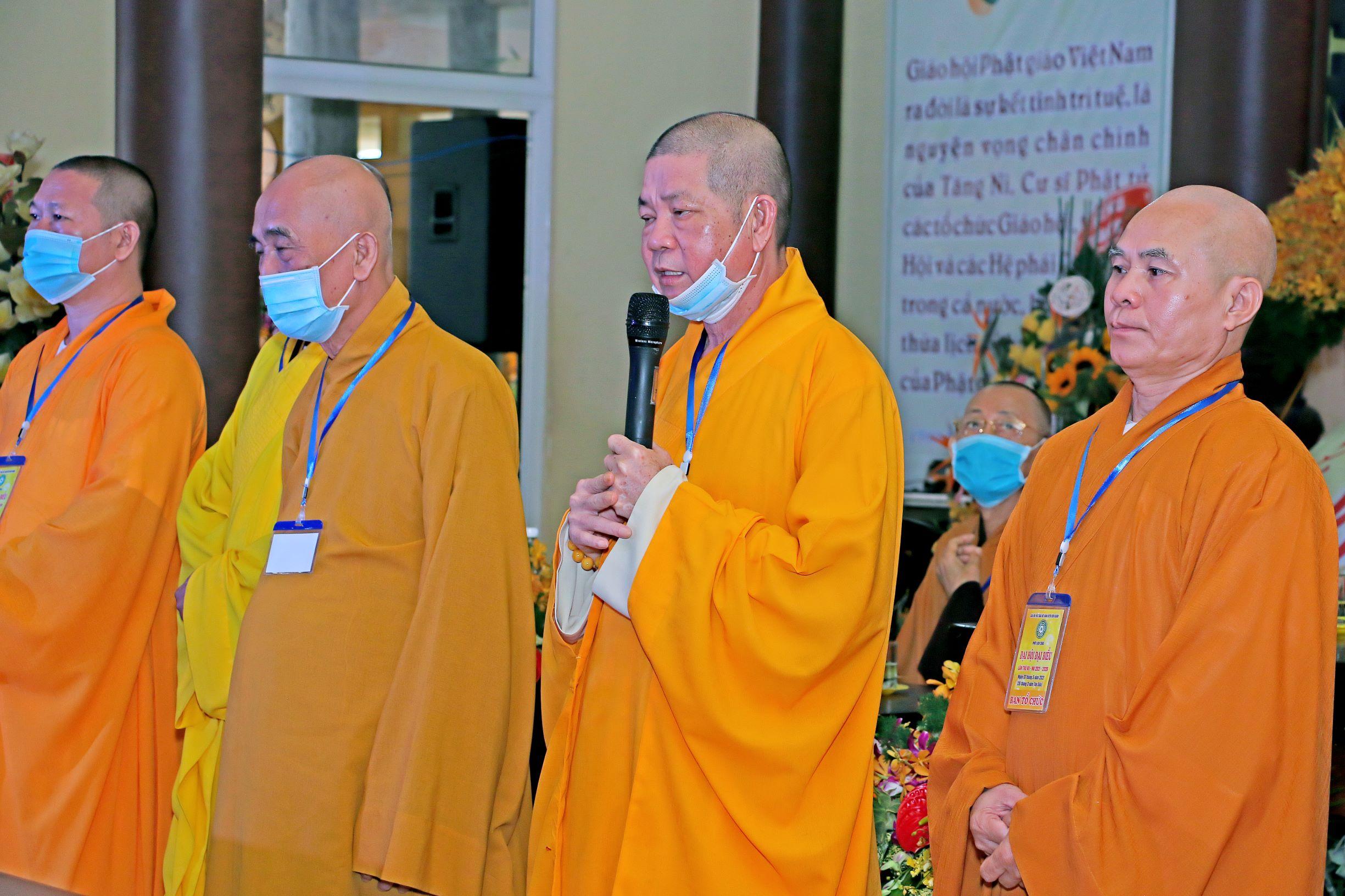 Hòa thượng Thích Trừng Thi thay mặt tân Ban Trị sự Phật giáo huyện Diên Khánh nhiệm kỳ 2021-2026 phát biểu nhận nhiệm vụ Hòa thượng Thích Trừng Thi thay mặt tân Ban Trị sự Phật giáo huyện Diên Khánh nhiệm kỳ 2021-2026 phát biểu nhận nhiệm vụ