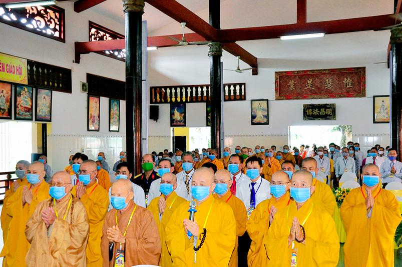 Chư tôn đức niệm Phật cầu gia hộ