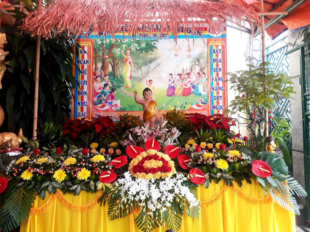 Lễ đài Phật đản sinh tại chùa Minh Hòa - Ảnh: chùa Minh Hòa Lễ đài Phật đản sinh tại chùa Minh Hòa - Ảnh: chùa Minh Hòa