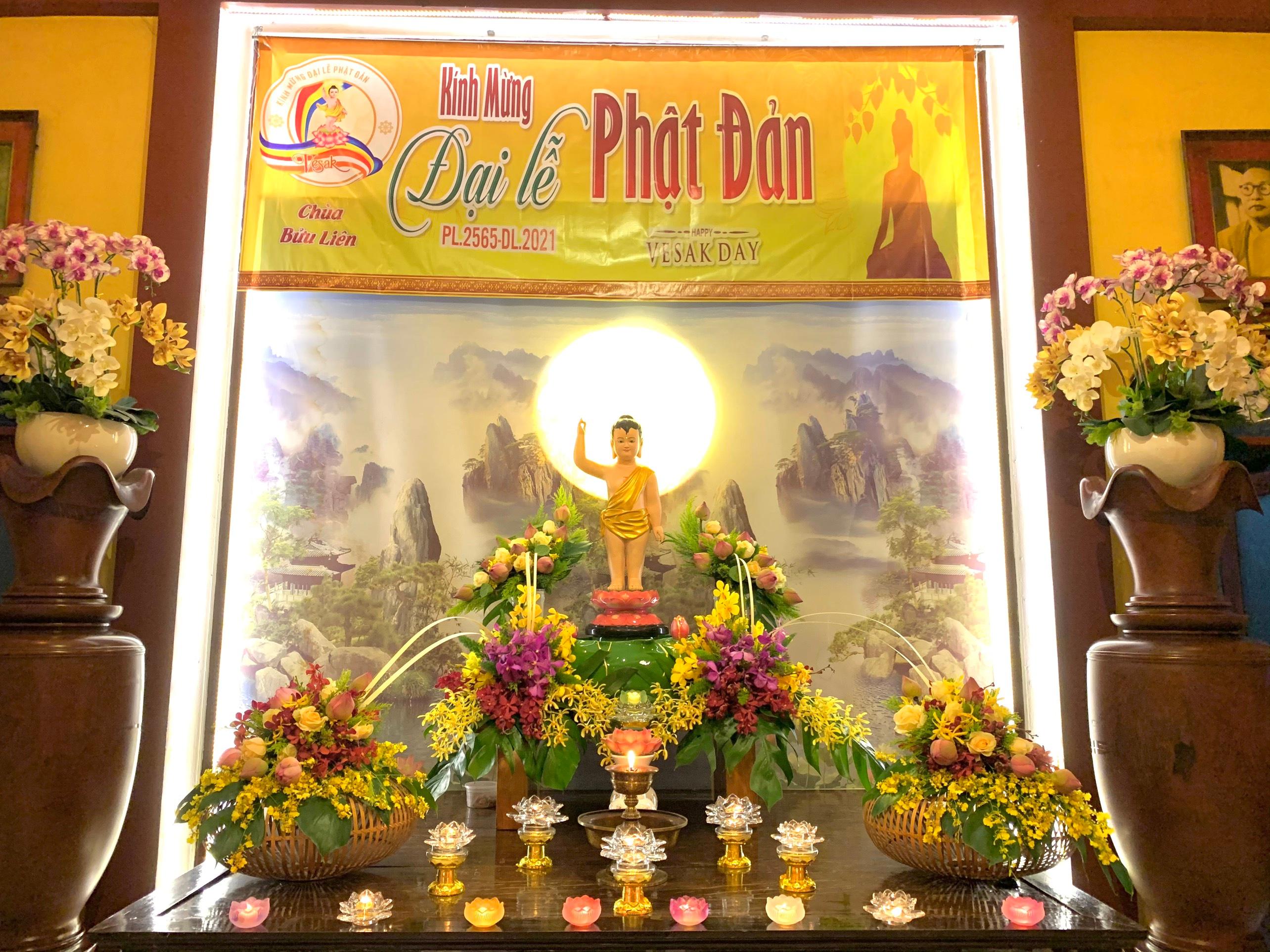 Lễ đài Phật đản tại chùa Bửu Liên