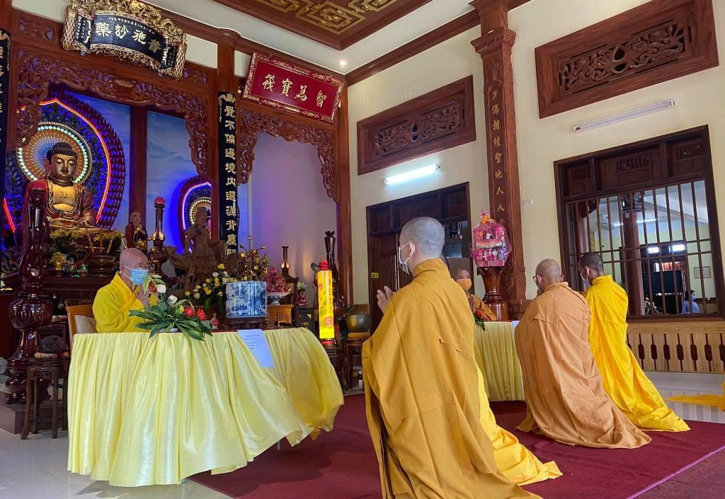 Chư Tăng huyện Đại Lộc tác pháp thọ an cư tại chùa Giác Nguyên Chư Tăng huyện Đại Lộc tác pháp thọ an cư tại chùa Giác Nguyên