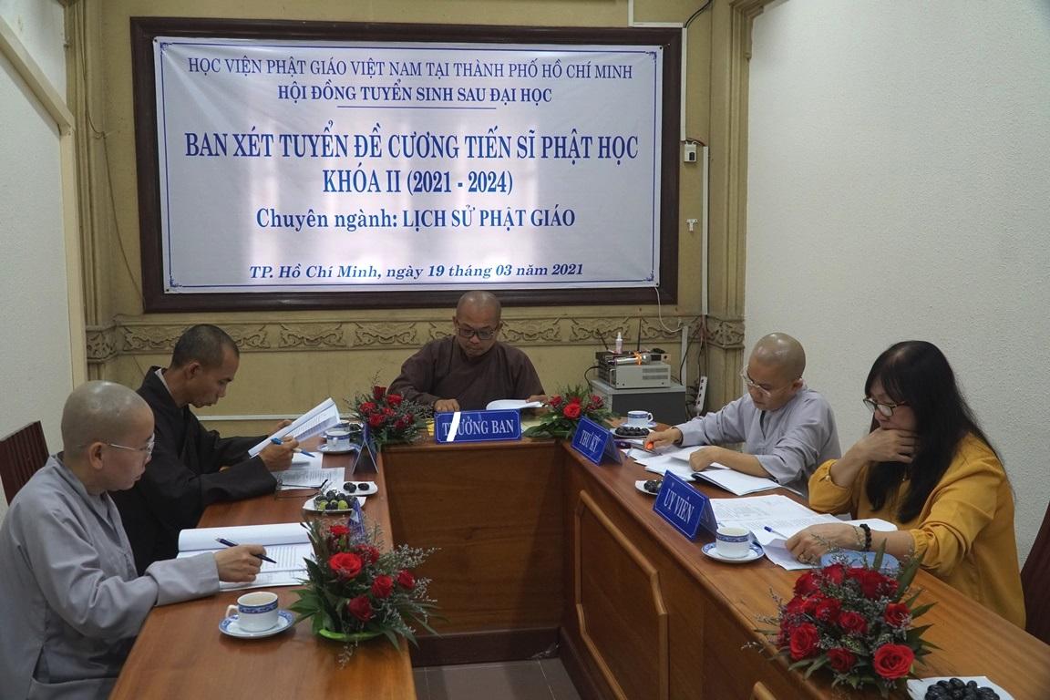 Hội đồng xét tuyển đề cương Lịch sử Phật giáo Hội đồng xét tuyển đề cương Lịch sử Phật giáo