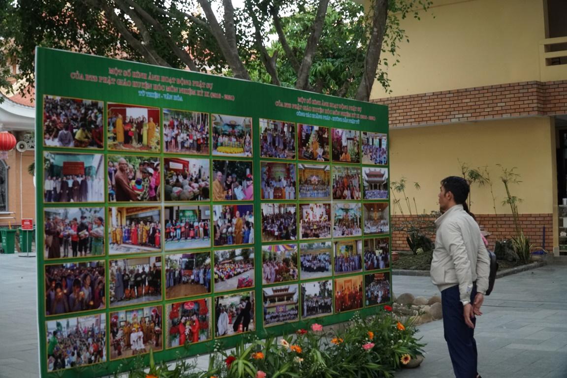 Triển lãm những hoạt động Phật sự