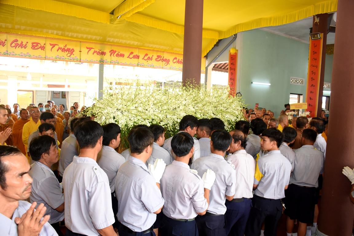 Trưởng lão Hòa thượng là vị Thầy gắn liền với Phật sự hướng dẫn Phật tử, Gia đình Phật tử Việt Nam - Ảnh: Ban TTTT Phật giáo Quảng Nam