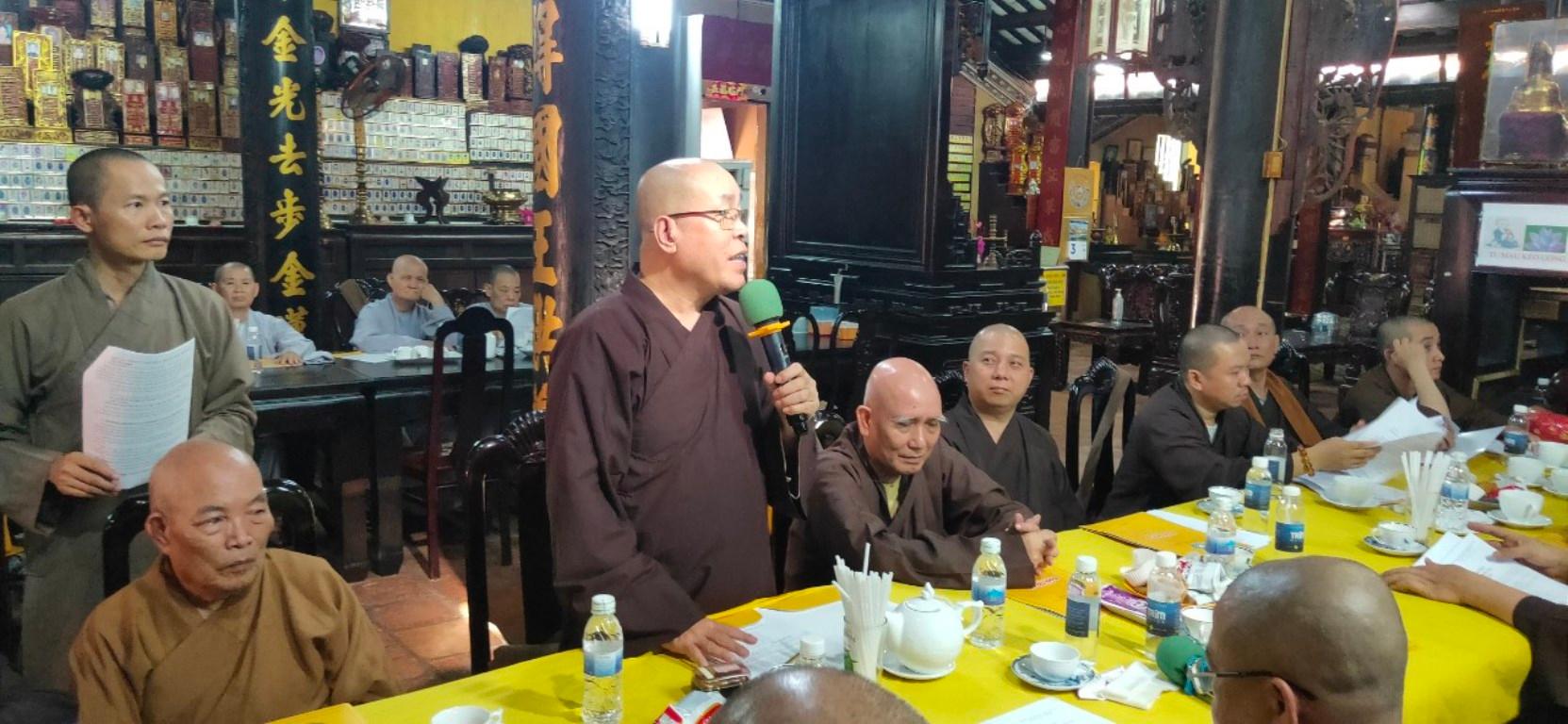 Thượng tọa Thích Đạt Đức phát biểu khai mạc Thượng tọa Thích Đạt Đức phát biểu khai mạc