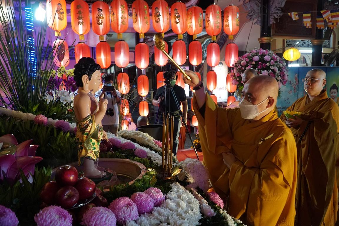 Hướng đến qủa vị giác ngộ giải thoát