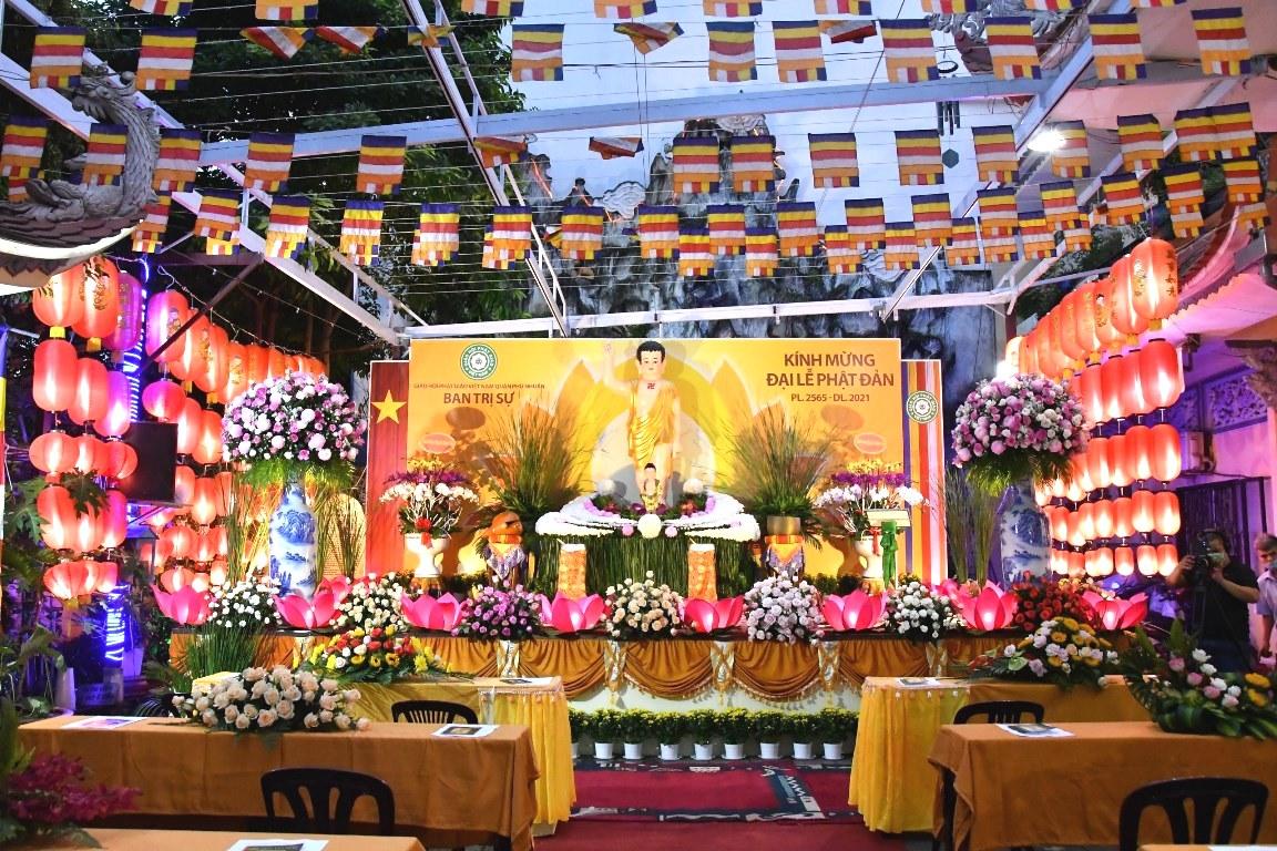 Lễ đài Phật giáo quận tại Quan Âm tu viện