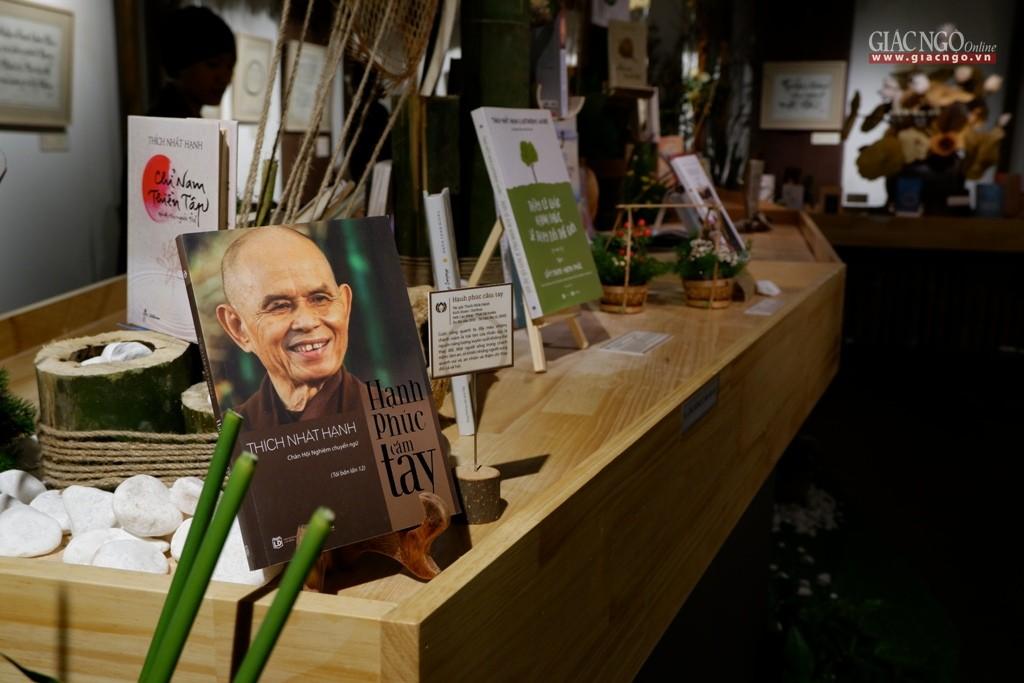 Bên cạnh đó là các tác phẩm của Thiền sư đã được xuất bản tại Việt Nam Bên cạnh đó là các tác phẩm của Thiền sư đã được xuất bản tại Việt Nam