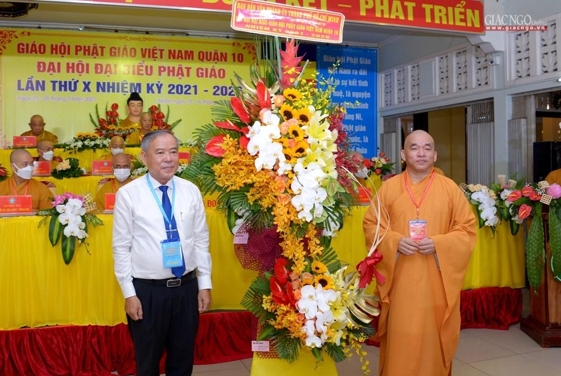 Ban Dân vận Thành ủy chúc mừng Ban Dân vận Thành ủy chúc mừng