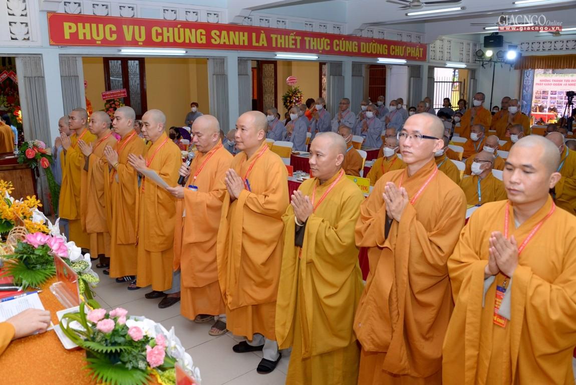 Thường trực Ban Trị sự GHPGVN quận 10 nhiệm kỳ 2021-2026 ra mắt và phát nguyện Thường trực Ban Trị sự GHPGVN quận 10 nhiệm kỳ 2021-2026 ra mắt và phát nguyện