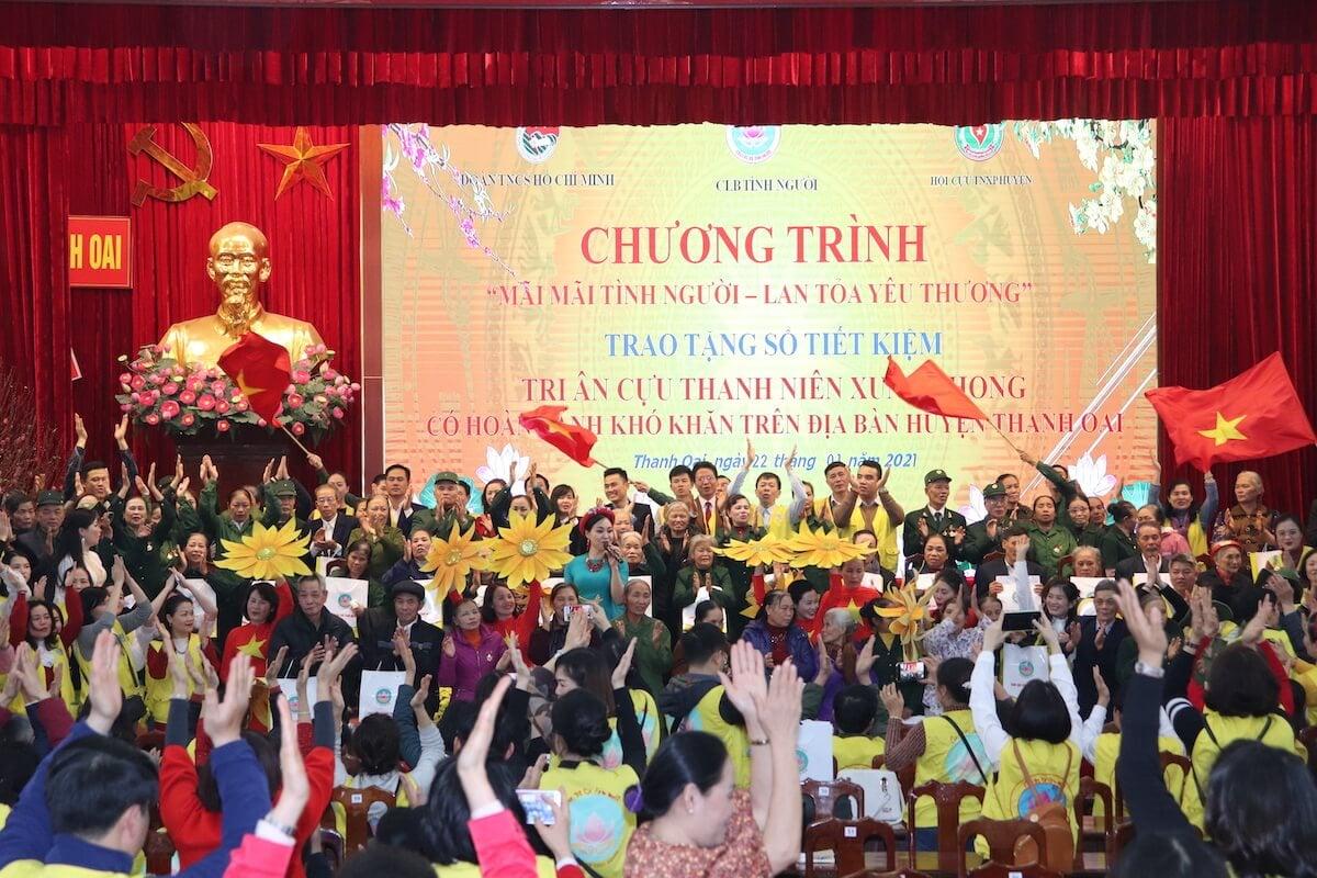 Ban Tôn giáo Chính phủ nhận định: Núp bóng các hoạt động thiện nguyện, Câu lạc bộ Tình người có dấu hiệu vi phạm Luật ở hai khía cạnh: lợi dụng tín ngưỡng, tôn giáo để tuyên truyền mê tín dị đoan và có biểu hiện trục lợi - Ảnh: Fb Câu lạc bộ Tình người Ban Tôn giáo Chính phủ nhận định: Núp bóng các hoạt động thiện nguyện, Câu lạc bộ Tình người có dấu hiệu vi phạm Luật ở hai khía cạnh: lợi dụng tín ngưỡng, tôn giáo để tuyên truyền mê tín dị đoan và có biểu hiện trục lợi - Ảnh: Fb Câu lạc bộ Tình người