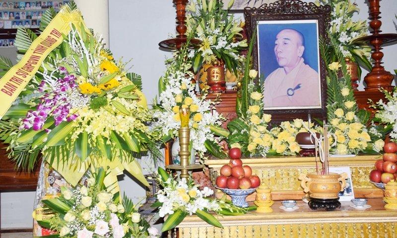 Chân dung Hòa thượng tại Tổ đường chùa Phật Học Quảng Trị - Ảnh: Duy Sang