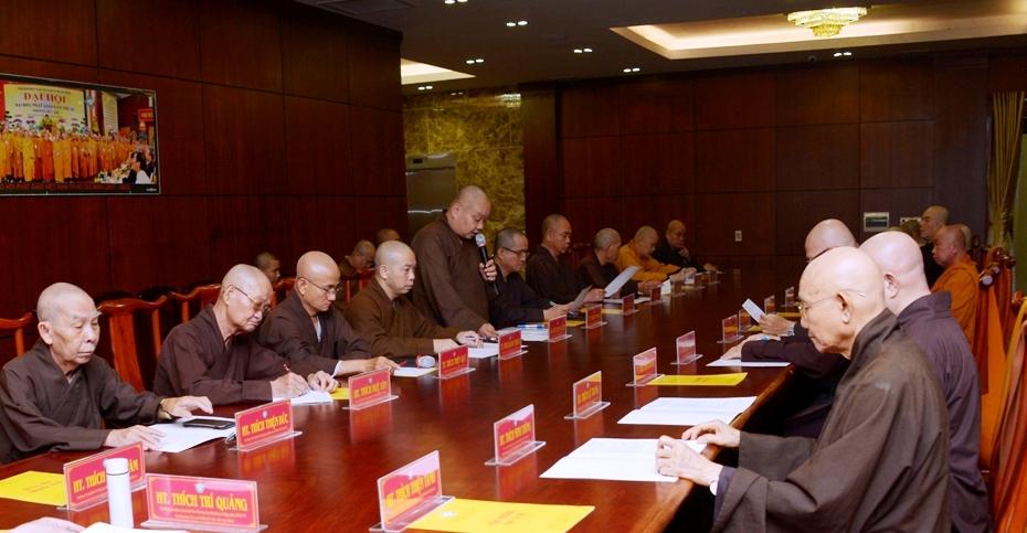 Chư tôn đức Ban Thường trực họp thảo luận nhiều Phật sự Chư tôn đức Ban Thường trực họp thảo luận nhiều Phật sự
