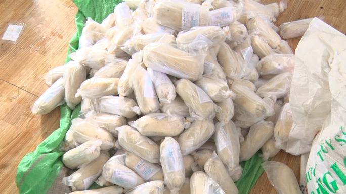 Hàng ngàn chả đòn chay nghi vấn trộn thịt, cá vào