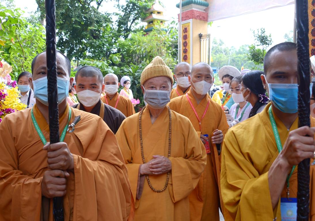 Cung nghinh Trưởng lão Hòa thượng Thích Trí Quảng