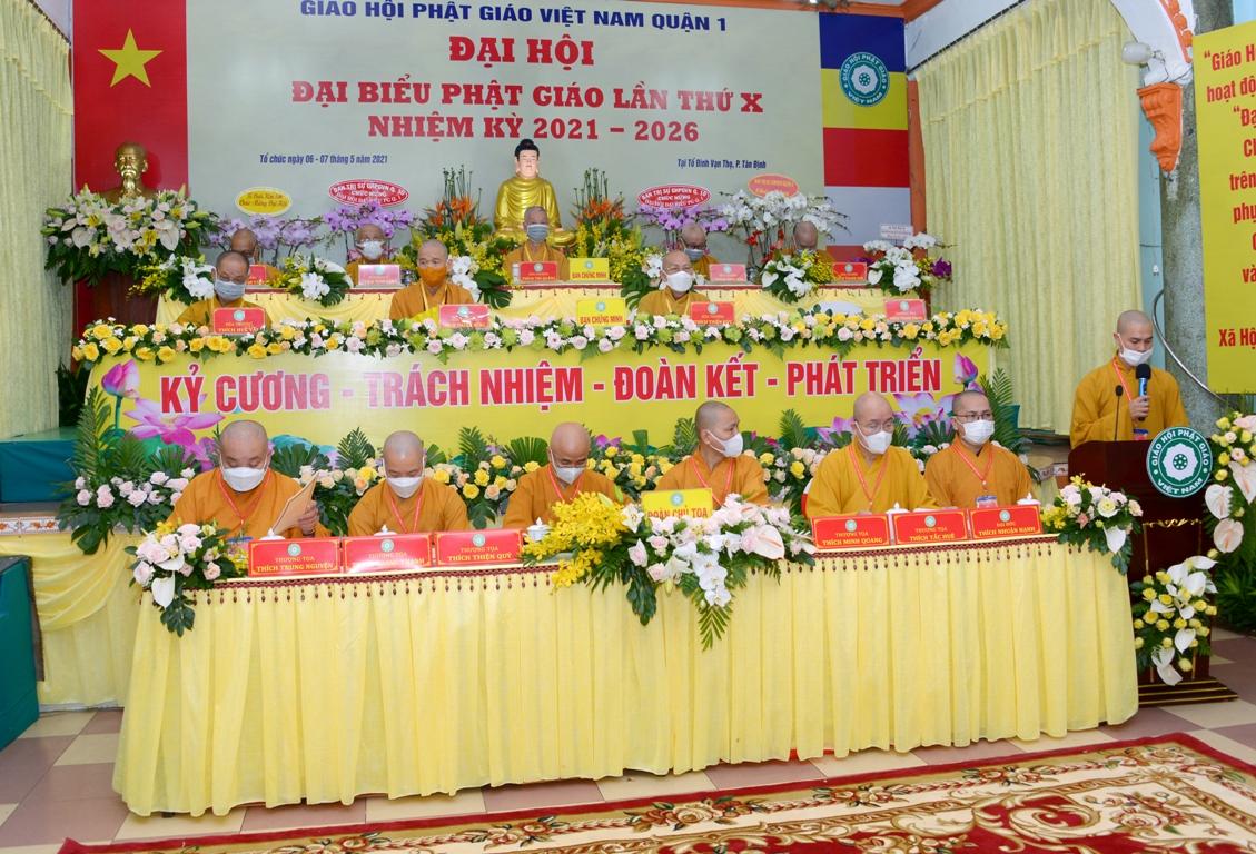 Ban chứng minh, chủ tọa đại hội