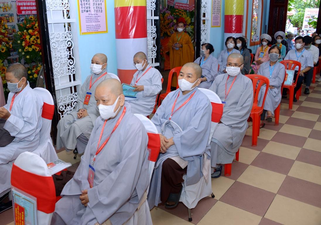 Đại biểu chư Ni