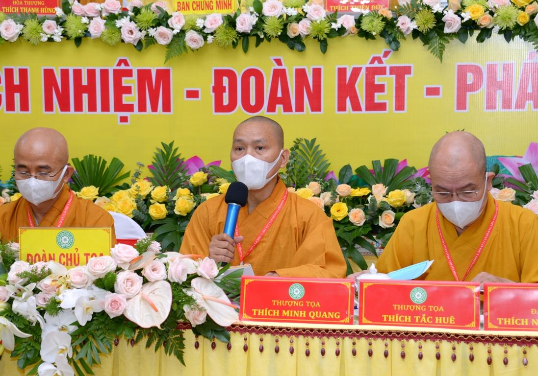 Đoàn chủ tọa điều hành đại hội