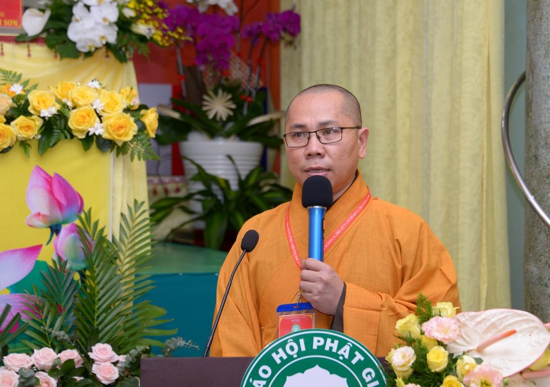 Đại đức Thích Nhuận Hạnh trình danh sách đoàn đại biểu tham dự đại hội Phật giáo Thành phố