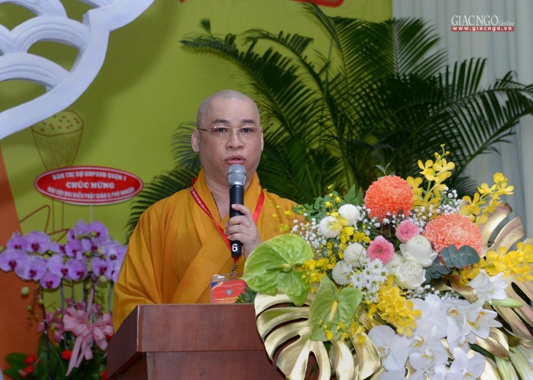 Thượng tọa Thích Minh Nhựt phát biểu khai mạc
