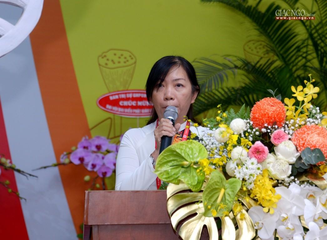 Bà Trưởng phòng Nội vụ quận Phú Nhuận điều hành phần khen thưởng của chính quyền