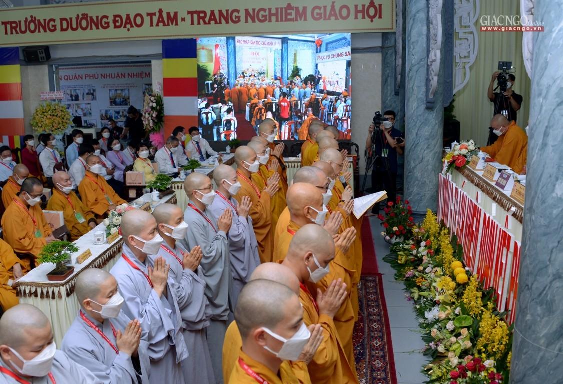 Đối trước chư tôn đức Ban Chứng minh phát nguyện