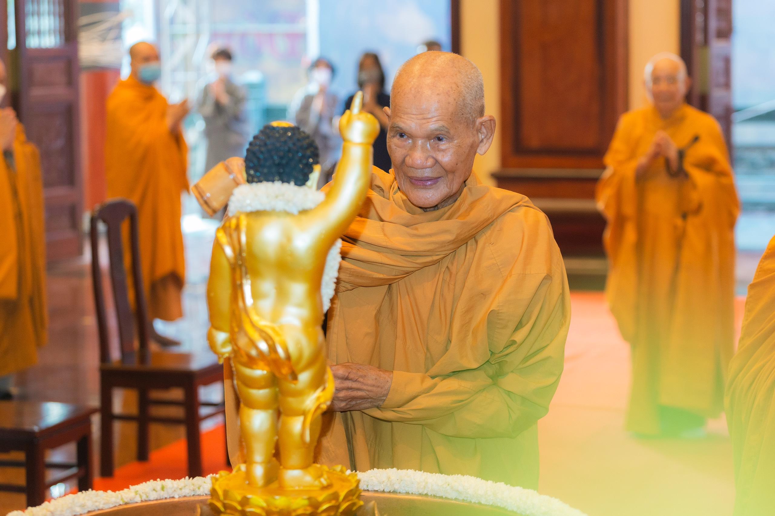 Hòa thượng Thích Giác Tường Hòa thượng Thích Giác Tường