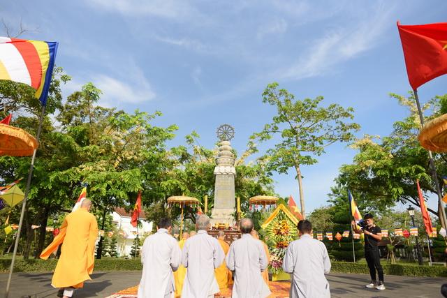 Đài Thánh tử đạo được tôn tạo theo đồ án của KTS Ngô Nẫm