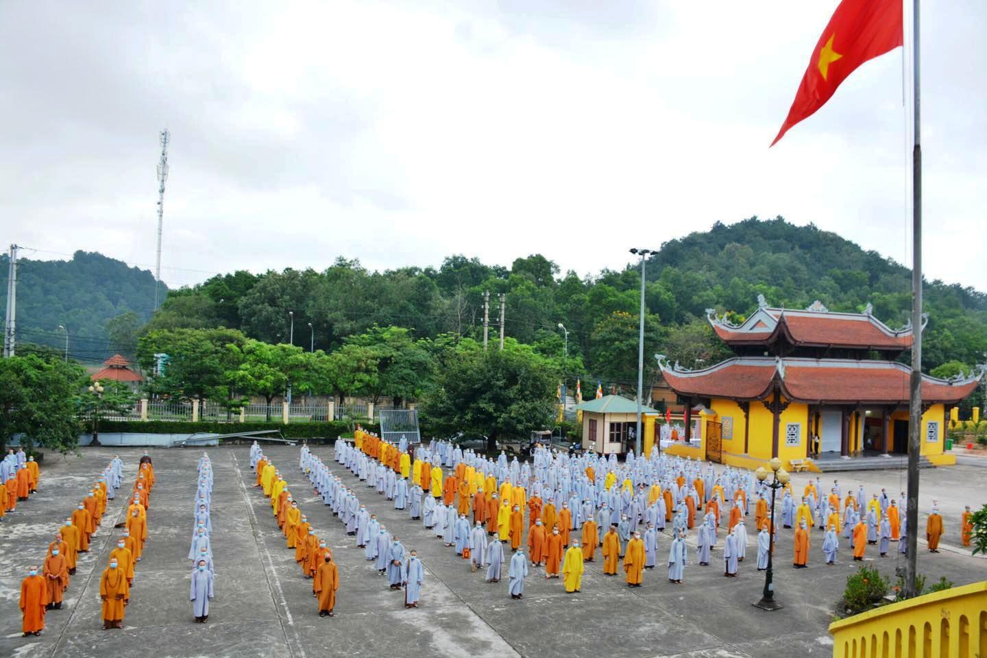 Tăng Ni tập trung thực hiện quyền và nghĩa vụ công dân - Ảnh: PSHV Tăng Ni tập trung thực hiện quyền và nghĩa vụ công dân - Ảnh: PSHV