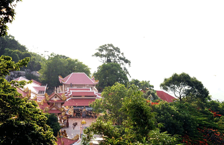 Câu chuyện núi Bà