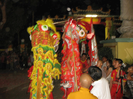GĐPT Pháp Hoa tham gia các hoạt động đón Tết Kỷ Sửu-2009 ảnh 8 gdptph-8.gif