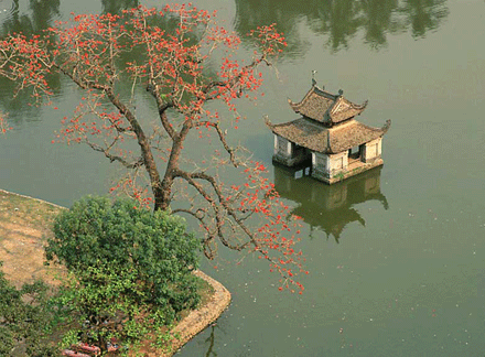 Khu di tích chùa Thầy (HN) là một danh lam thắng tích nổi tiếng, tuy trải qua nhiều lần tu sửa nhưng vẫn giữ nguyên gốc tích hàng trăm năm disan-2.gif