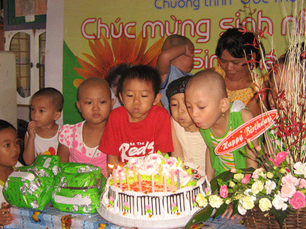 Phóng sự :Viết tiếp cổ tích... ảnh 1 cotich-1.gif