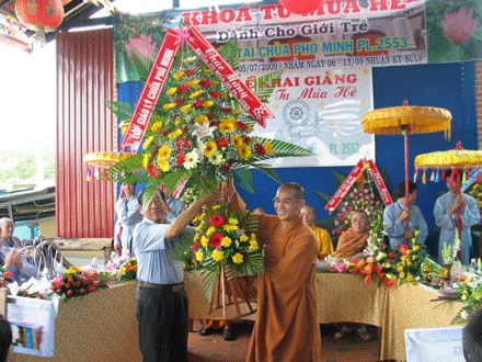 DakLak: Chùa Phổ Minh tổ chức khóa tu mùa hè cho giới trẻ lần thứ II-2009 ảnh 13 khoatu-14.gif