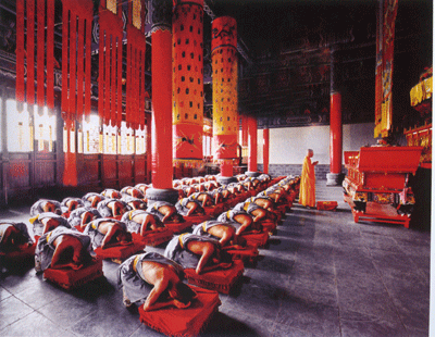 Đại Hùng bảo điện của Thiếu Lâm luôn được cho là ẩn giấu những bí kíp võ công. Đại Hùng bảo điện của Thiếu Lâm luôn được cho là ẩn giấu những bí kíp võ công.