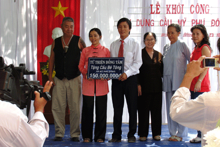 An Giang: Hỗ trợ 150 triệu đồng xây dựng cầu nông thôn ảnh 1 cauxay-1.gif