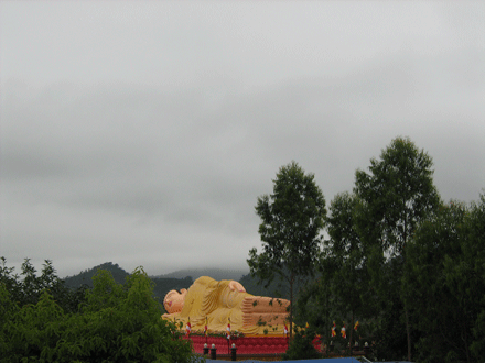 Gia Lai: Chùa Quán Âm tổ chức lễ khánh thành & an vị tượng Đức Phật nhập Niết bàn ảnh 8 nietban-1.gif