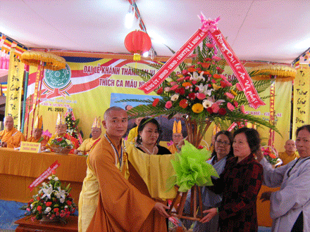 Gia Lai: Chùa Quán Âm tổ chức lễ khánh thành & an vị tượng Đức Phật nhập Niết bàn ảnh 6 nietban-9.gif